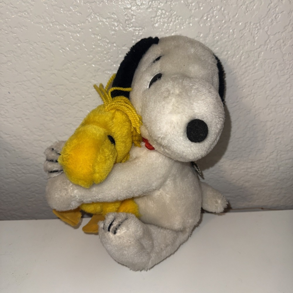VTG 1968 Snoopy 1965 Woodstock Peanuts Cartoon Plush United Feature Syndicate
